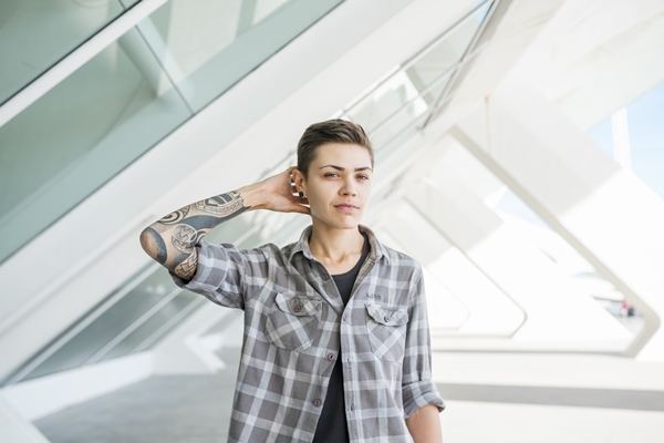 Salesforce anuncia novos benefícios para colaboradores transgêneros